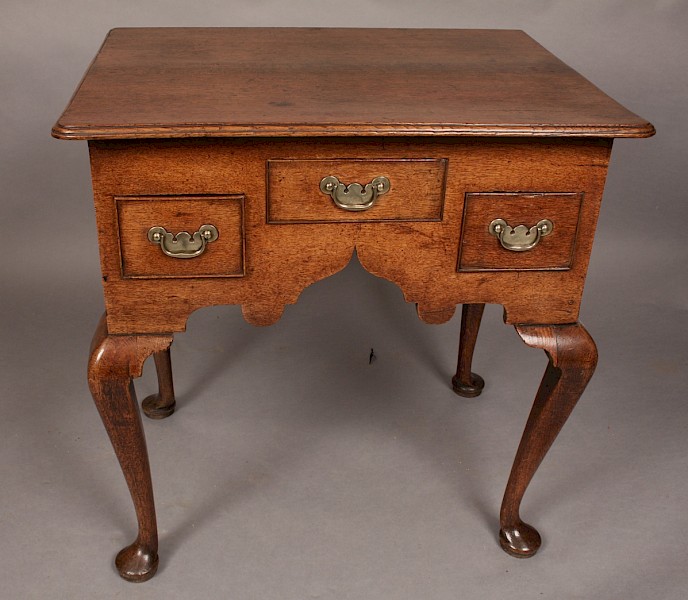 Superb Small 18th century Oak Low Boy great colour and patina