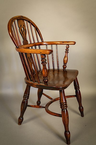 Yew Wood Low Windsor Rockley Maker