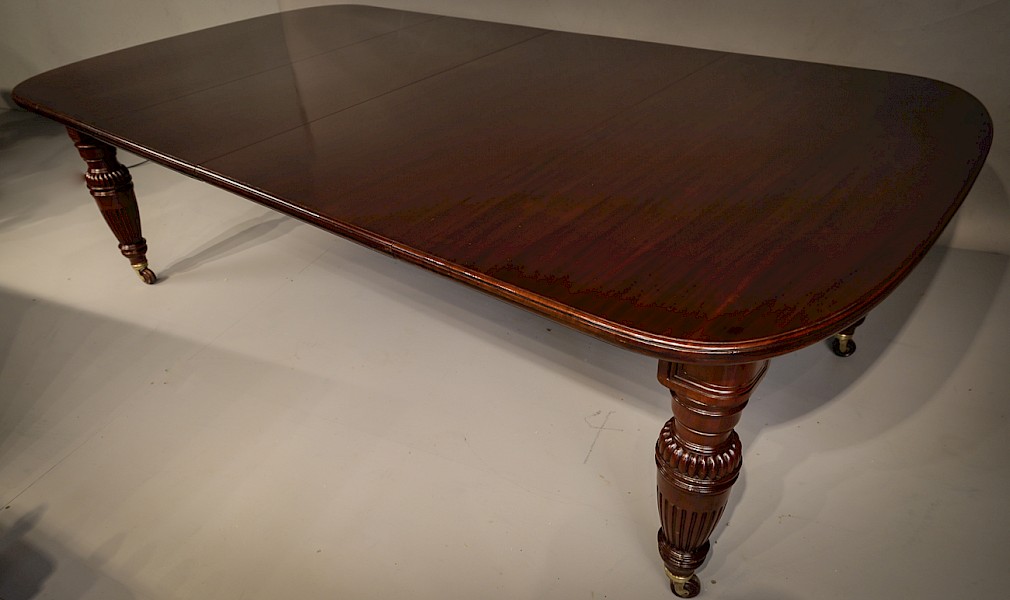 Good Quality Victorian Wind Out Extending Dining Table