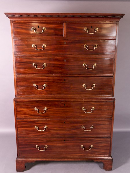 Georgian Mahogany Chest on Chest Original Brass