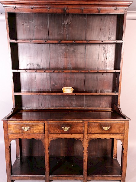 Georgian Pot Board Dresser in Oak