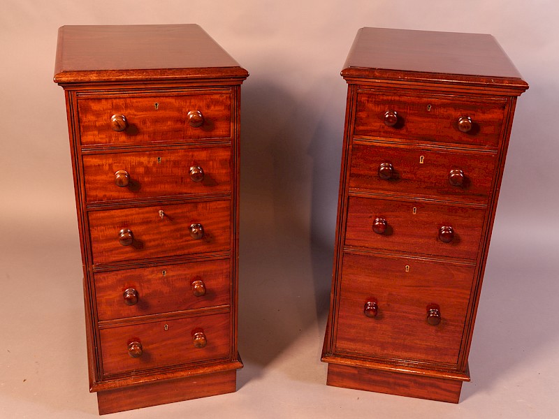 A Pair of Bedside Chests Mahogany
