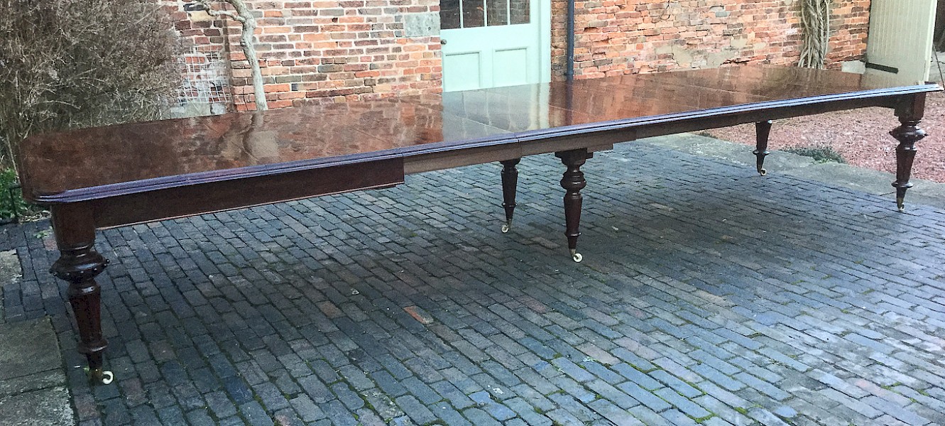 Very Large Victorian Mahogany Dining Table seats 18