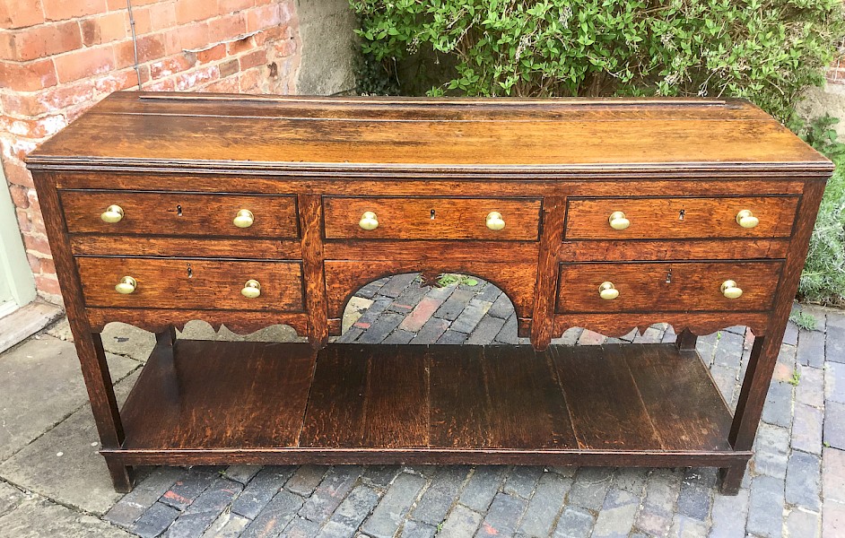 Georgian Oak Pot Board Dresser c 1790