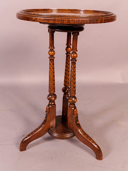 A quality Victorian Walnut Wine Table