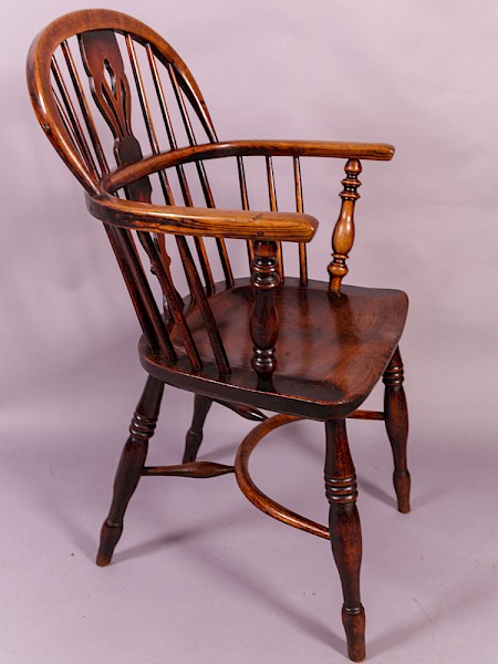 Good Low Windsor Ash and Elm Rockley Maker