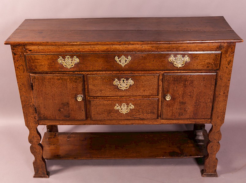 Georgian Serving Dresser in Oak