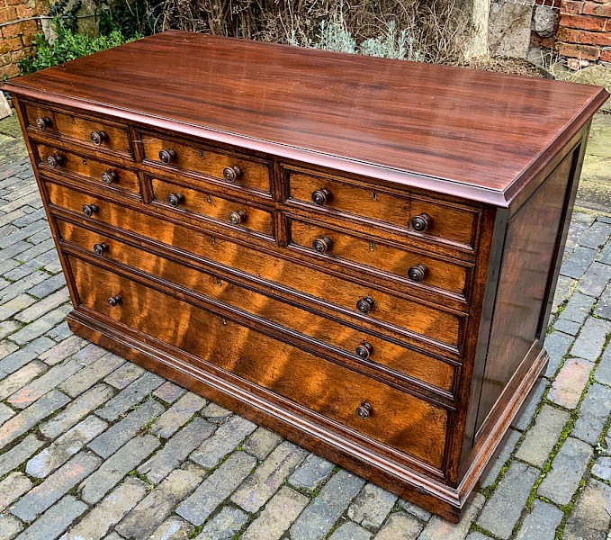 Very Unusual Gillows (stamped) Dressing chest