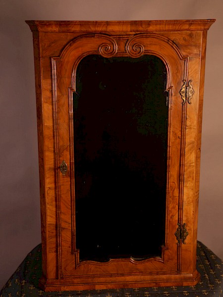 Stunning George I Walnut Corner cupboard all Original