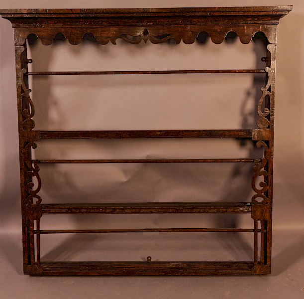 A Good 18th century Plate Rack Oak