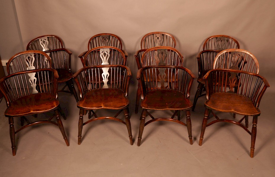 Very Rare Set of 8 Yew Wood Windsor chairs William Wheatland Retford