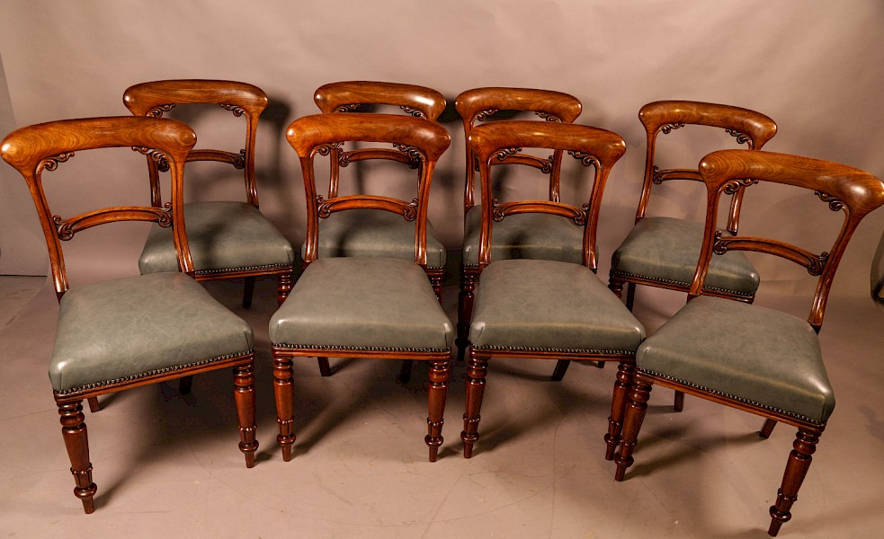 A Good set of 8 early Victorian century dining chairs