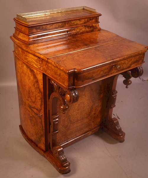 A Superb Victorian Davenport Desk in Burr Walnut